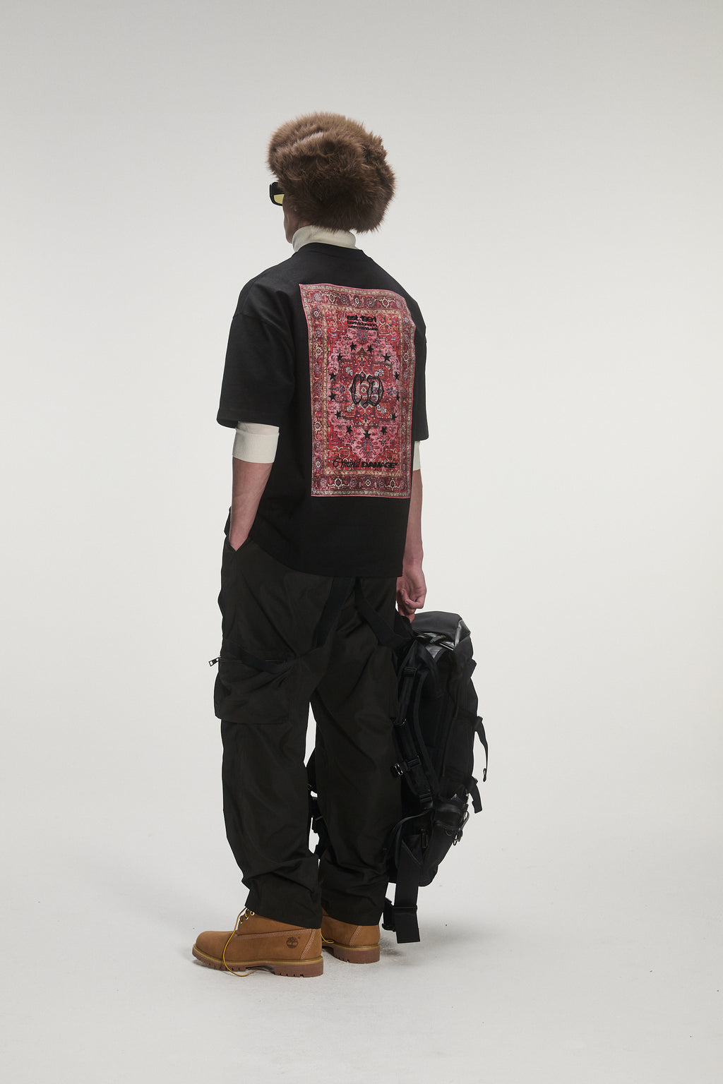 ANTIQUE RUG T-SHIRT