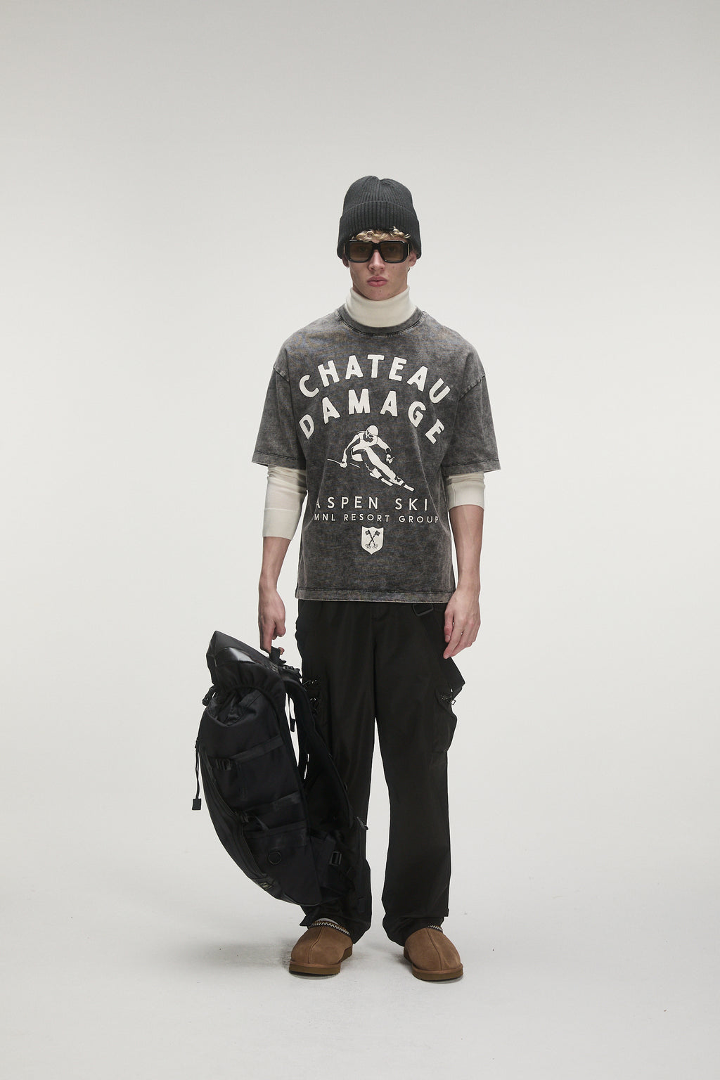Criminal Damage Chateau Damage T-Shirt in washed grey, photo 2