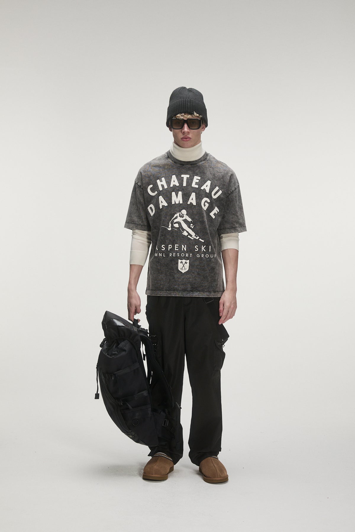 Criminal Damage Chateau Damage T-Shirt in washed grey, photo 2