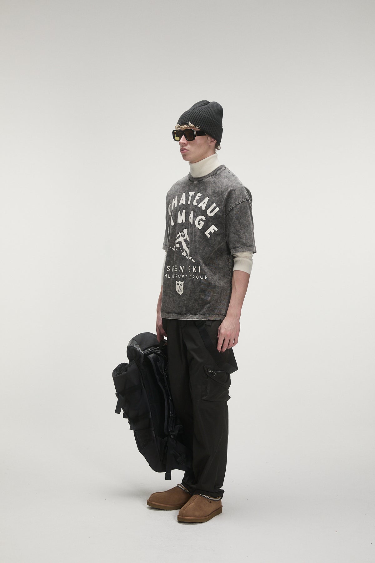 Criminal Damage Chateau Damage T-Shirt in washed grey, photo 3