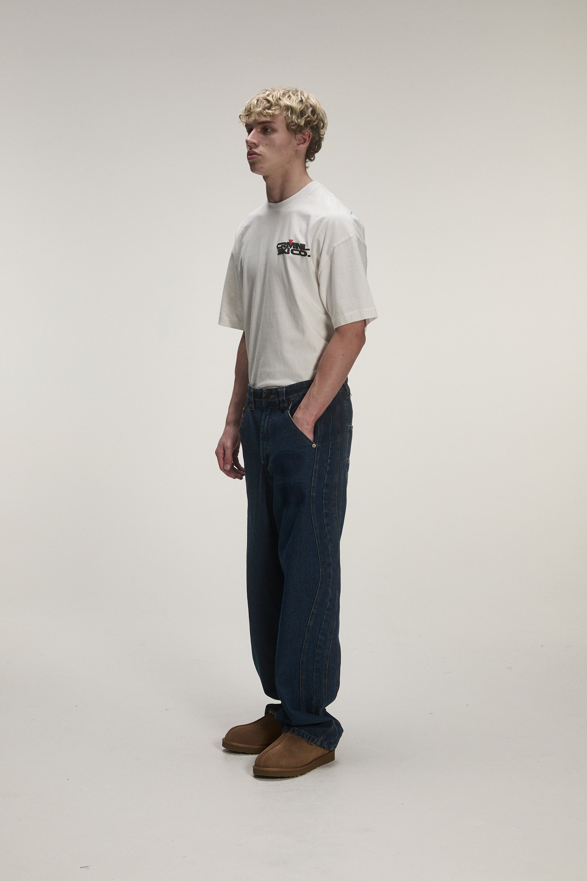 PATCHED WASHED JEAN