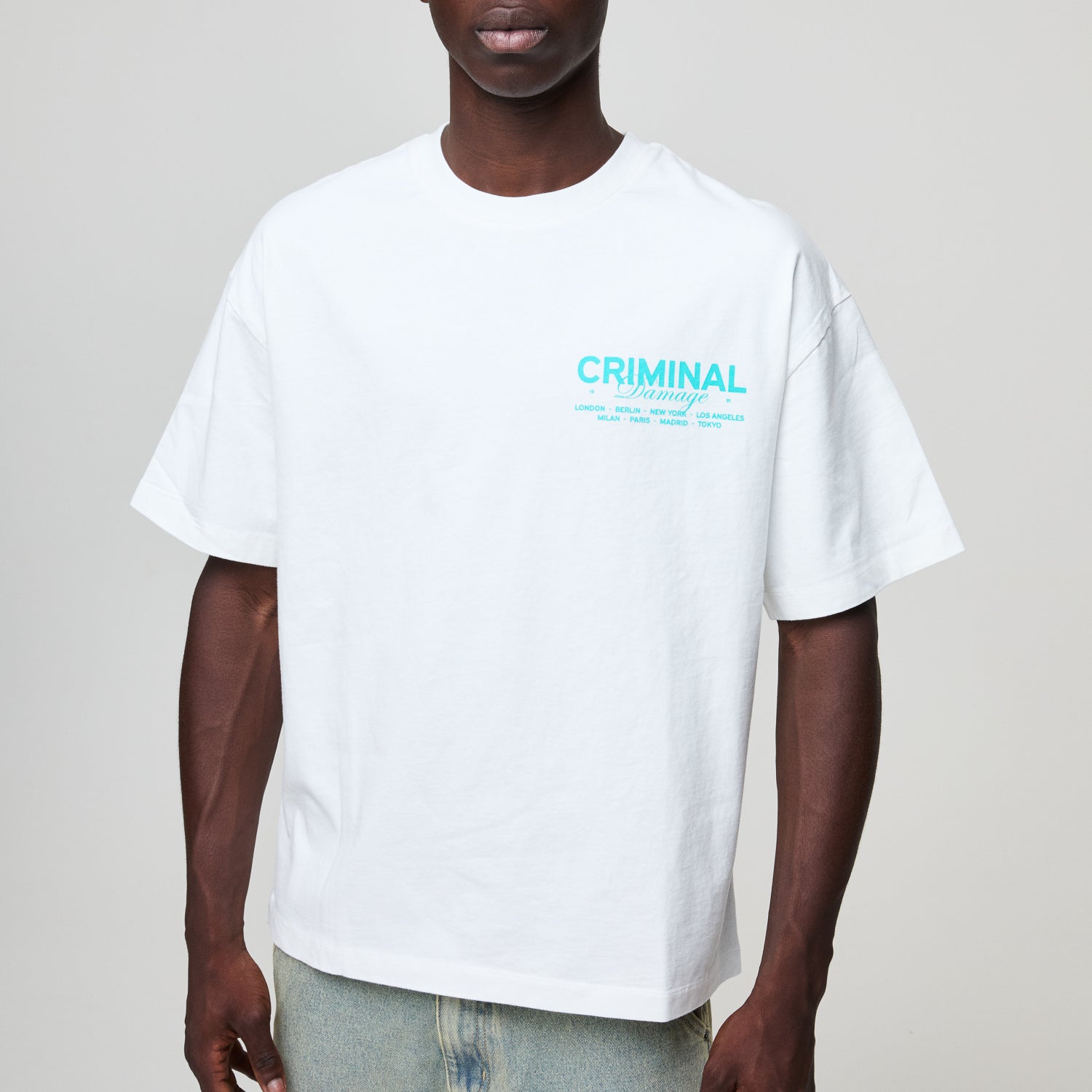 INTERNATIONAL T-SHIRT