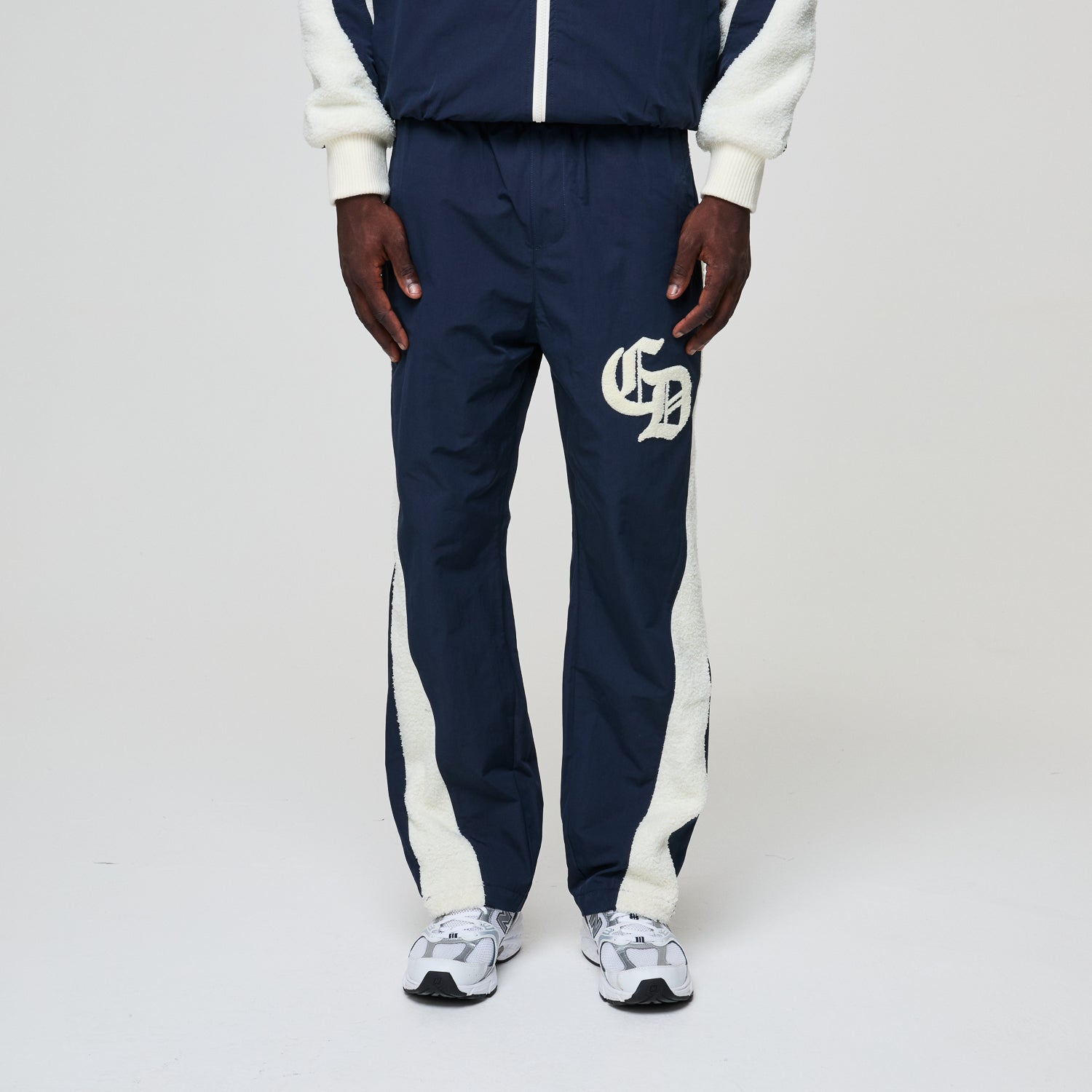 MICRO SHERPA & NYLON TRACK PANT