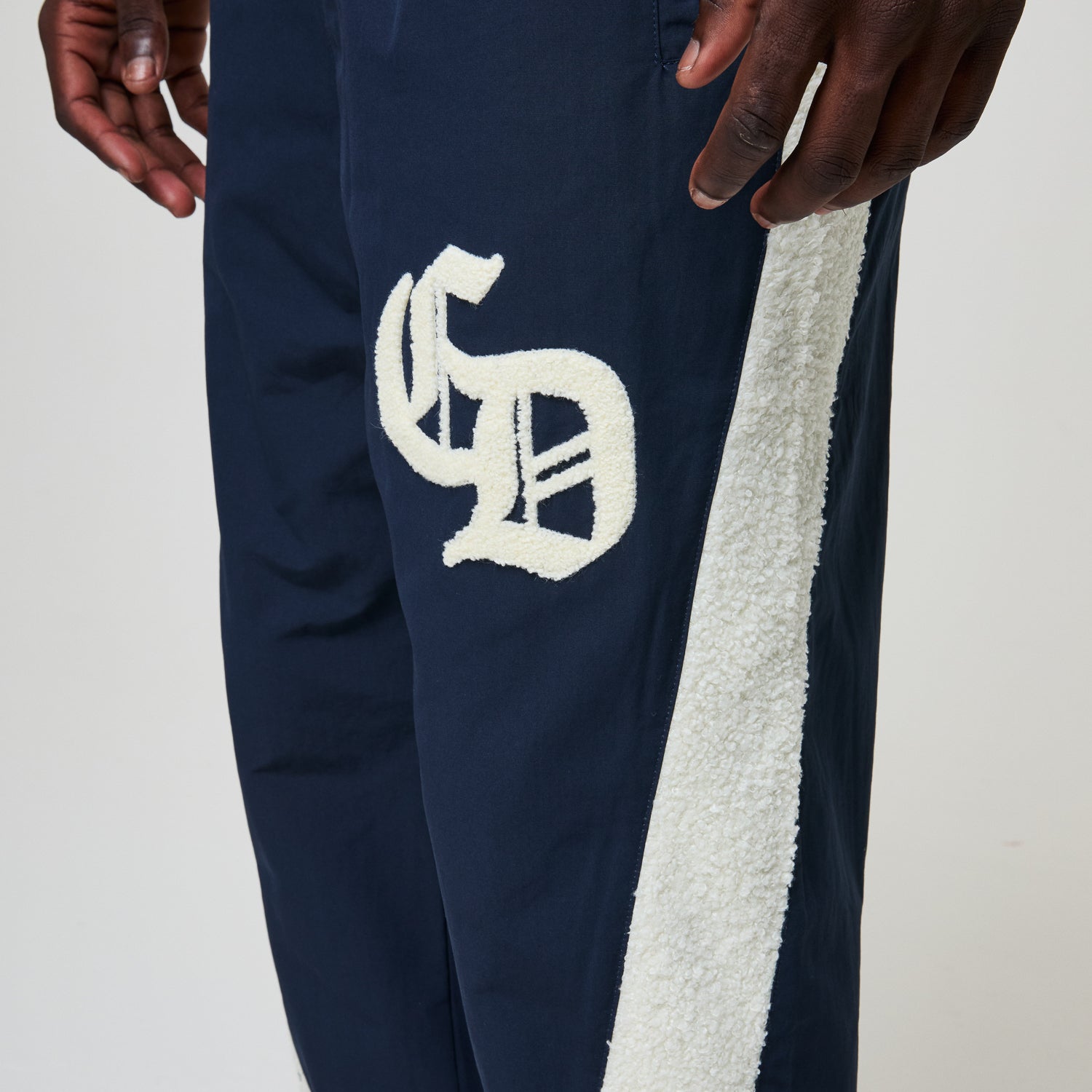 MICRO SHERPA & NYLON TRACK PANT