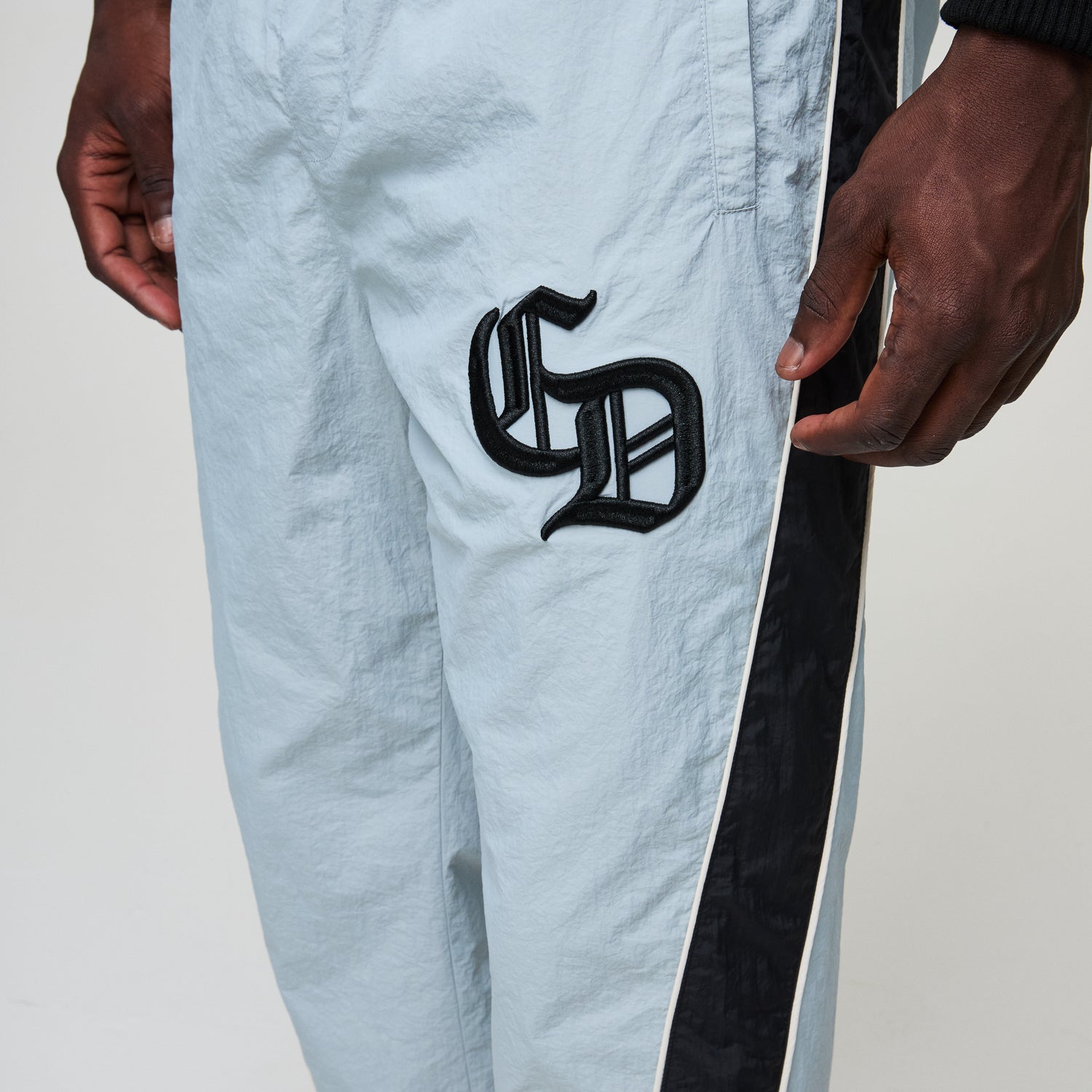PANELLED TRAINING NYLON JOGGER