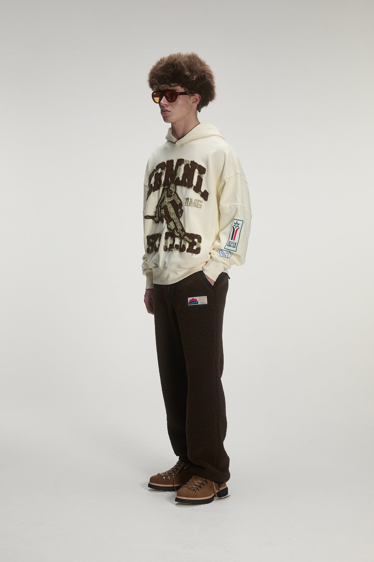 Criminal Damage Ski Club Hoodie in off white, photo 3